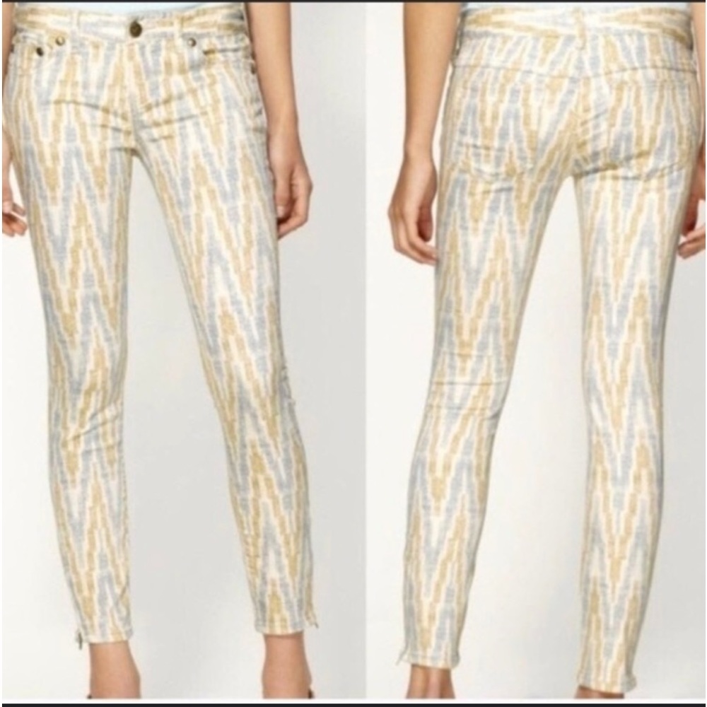 Free People Aztec Print Skinny Jean with Zippered Ankle Womens size 26 EUC